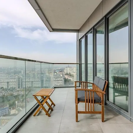 Beautiful Elegant 1bd Private Terrace Gem! #333 Appartement