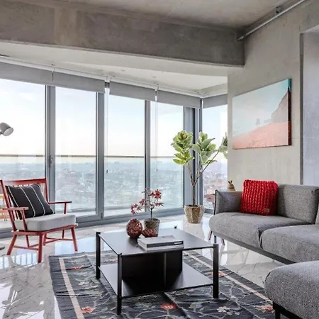 Beautiful Elegant 1bd Private Terrace Gem! #333