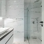 Beautiful Elegant 1bd Private Terrace Gem! #333 Lejlighed