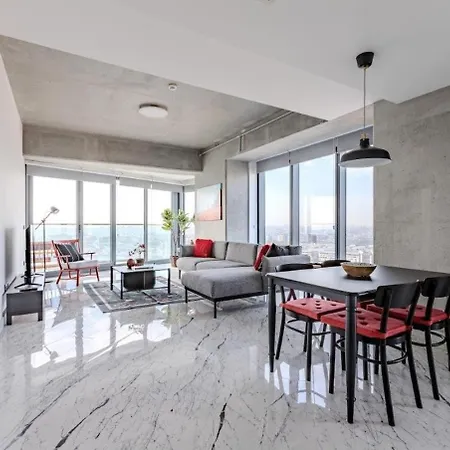 Beautiful Elegant 1bd Private Terrace Gem! #333