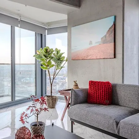 Apartment Beautiful Elegant 1bd Private Terrace Gem! #333