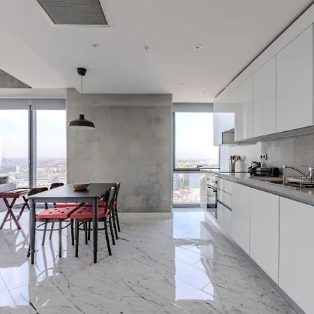 Daire Beautiful Elegant 1bd Private Terrace Gem! #333 *